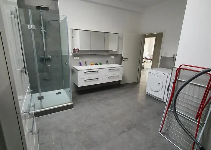 Lejlighed Ayten Leverkusen